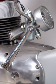 Kick starter device on a classic motorbike engine