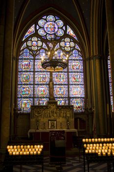 Stained glass window in Notre Dame de Paris, �le de la Cit�, Paris, France