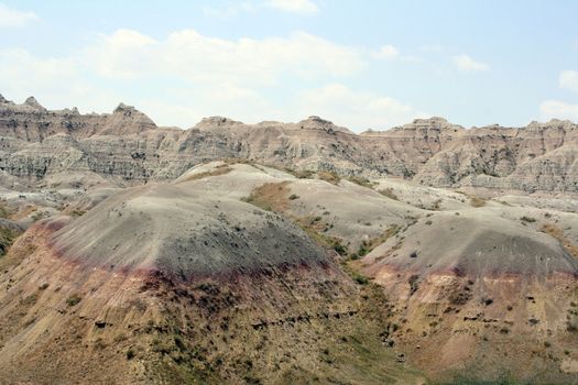 Colorful shot of some of the moutains at the South Dakota Badlands