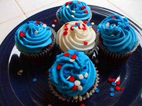 Close up of a group of cupcakes.