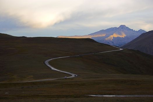 Nighttime roads in Cordeliers surrounded by dark mountains and tundra