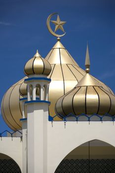 Image of an old mosque in Malaysia.