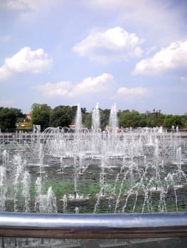 Fountain, water, reservoir, stream, moisture, walk, park, square, pressure, splashes, city, Moscow         