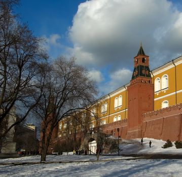 Average  arsenal a tower Moscow kremlin against the blue sky