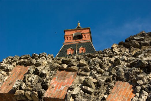 Average  arsenal a tower Moscow kremlin against the blue sky