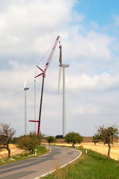 Wind turbines construction with the help of a crane