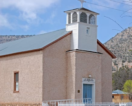 La Iglesia De San Juan-Bautista - Full Building Shot