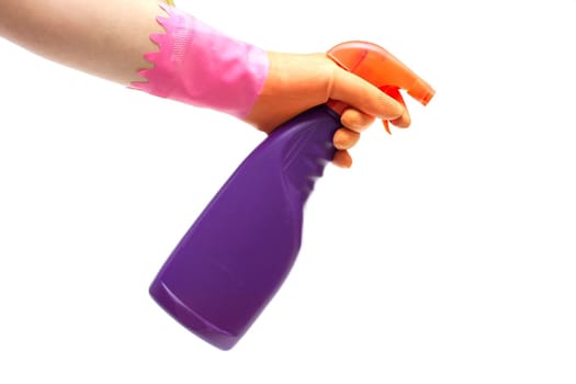 Spraying cleaning liquid