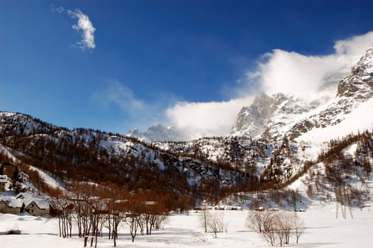 snowy windy peaks (Alpe Dever Natural Park, Italy)