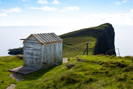 Cableway in Scotland, close to cliffs