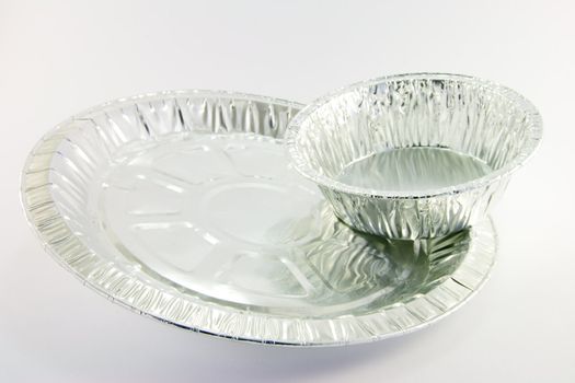 2 round catering tray