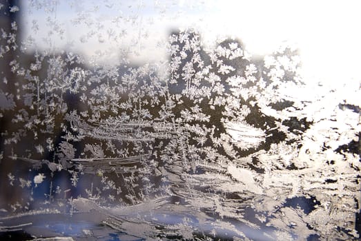 Pattern on the window is the face of winter