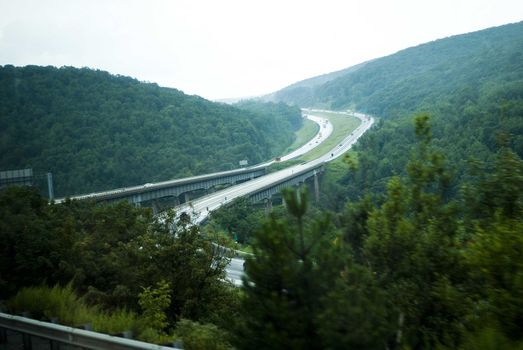 zigzag-form road between two hills