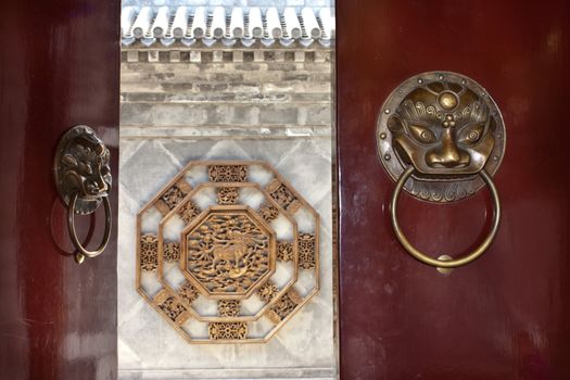 Detail of a courtyard house in Beijing, Qing dinasty. Every single piece of forniture follow feng shui rules.