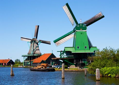 Mills in Holland, traditional and direct landmark of the country