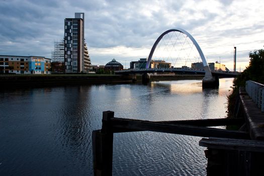 Glasgow promenade: view of the Clyde Arc bridge