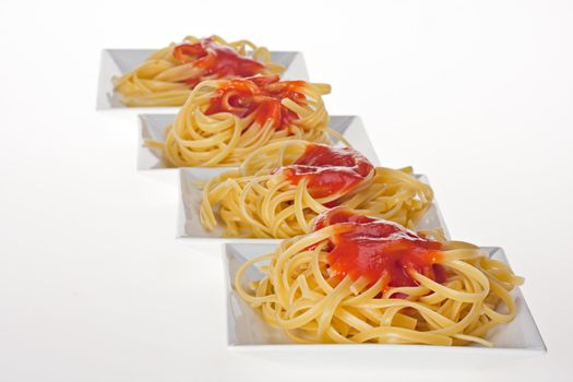 tagliatelle with tomato sauce