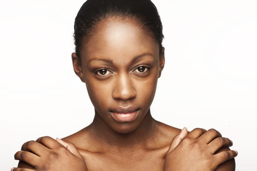 African woman with natural make-up headshoot 