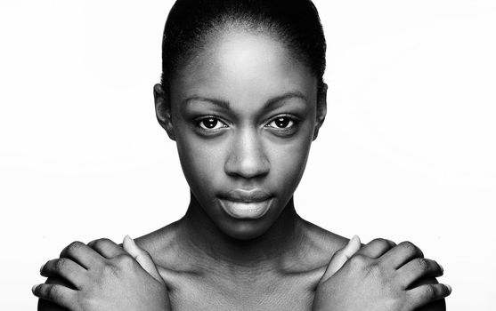 African woman with natural make-up headshoot 
