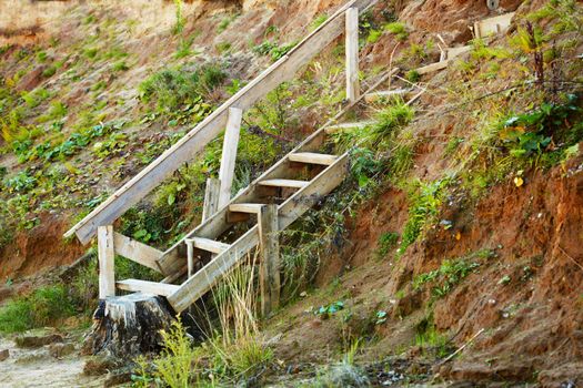 The old wooden staircase to descend the cliff