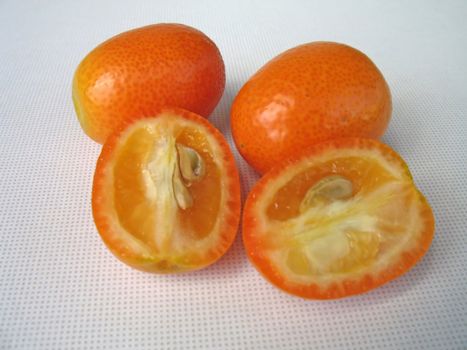 cutting tangerines (kumquat)