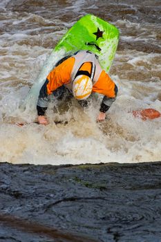 Competition of kayak whitewater freestyle, Russia, Akulovka