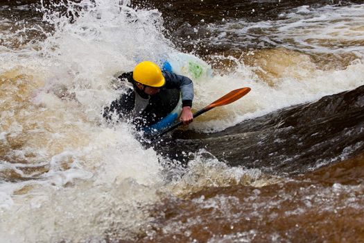 Competition of kayak whitewater freestyle, Russia, Akulovka