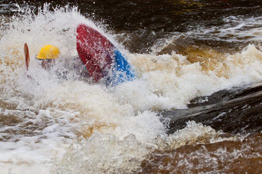 Competition of kayak whitewater freestyle, Russia, Akulovka