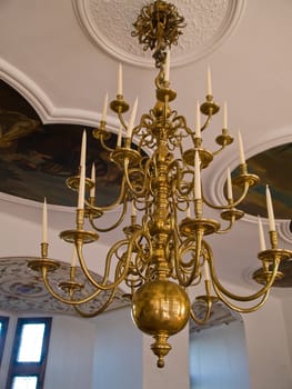 Classical Style Old Beautiful Crystal Chandelier 