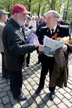 RIGA, LATVIA, MAY 9, 2008: Celebration of May 9 Victory Day (Eastern Europe) in Riga at Victory Memorial to Soviet Army