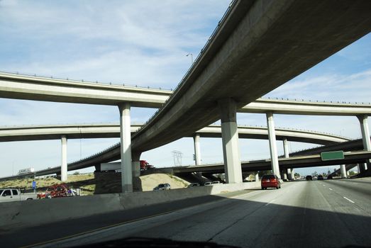 network of freeway roads with overpass and underpass in america