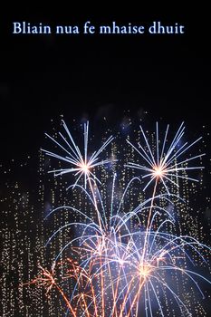 fireworks lighting in many different colors