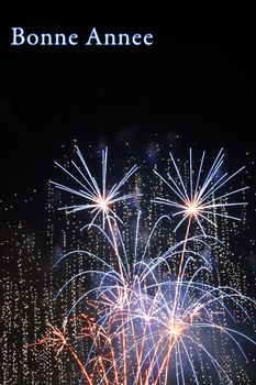 fireworks lighting in many different colors