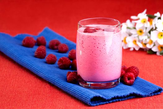 A cool raspberry smoothie detail