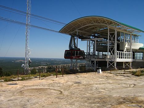 A photograph of a cable car in action.