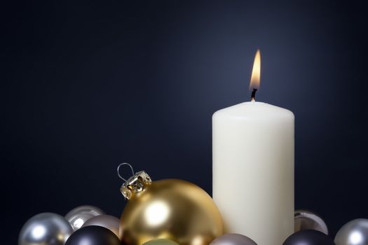 An image of a nice christmas candle background