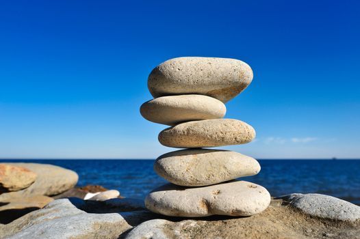 Alternation of stones in the equilibrium condition