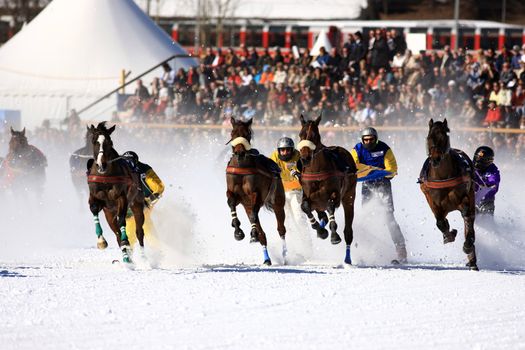 World exclusive skikjoering in St. Moritz, Switzerland