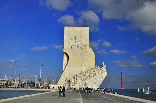 discoveries portugal lisbon statue monument belim portuguese stone river