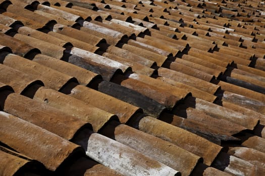 Traditional roof (more than 100 years old) - Italian house