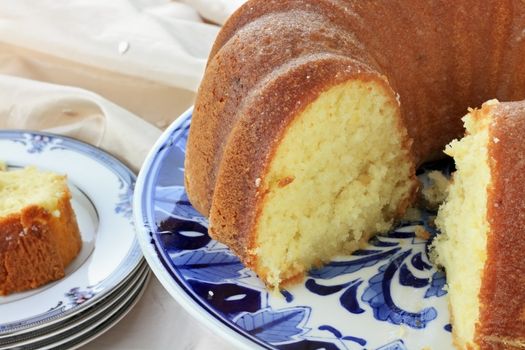 Lemon bundt cake with shallow depth of field. 