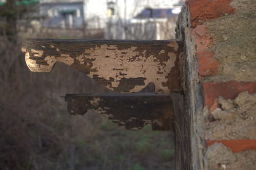 old destroyed building