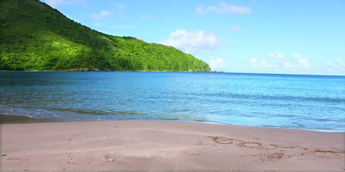 A beautiful sunny day at Brewers Bay on Tortola - BVI