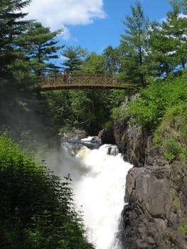 falls in quebec