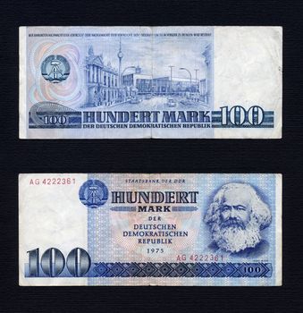 100 Mark banknote from the DDR (East Germany) with Karl Marx - Note: no more in use since german reunification in 1990