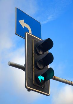 image of Red color on the traffic light
