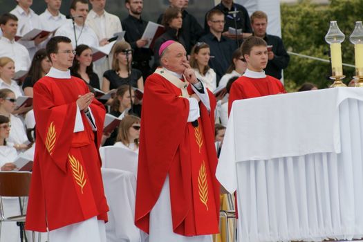 Warszaw, Poland - June 06: Archbishop Kazimierz Nycz in Pi?sudzkiego square on the Cross devotion Pope John Paul II in  the 20th anniversary of the Polish pope. About the pilgrimage: "Let your spirit come down and renew the face of the  earth"