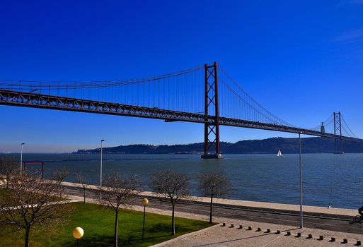 Rail-road 2 storey bridge over the River Tejo