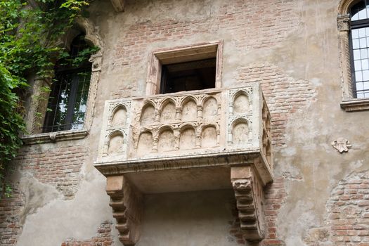 The famous balcony of Juliet Capuleti's home in Verona