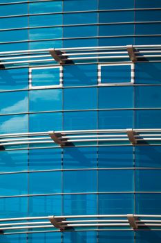 Office building on the basis of large windows and of modern style